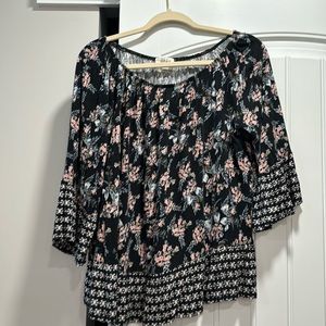 Style &Co long sleeve bohemian style blouse. Size large.